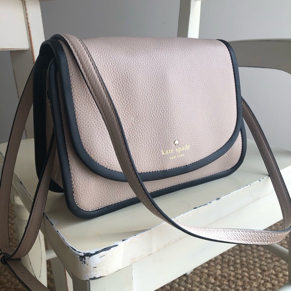 kate spade Handbags - New: Kate Spade Ivy Ward Place Crossbody in Rose Cloud